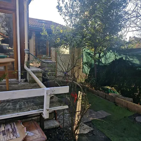 Paris Oasis אנטוני